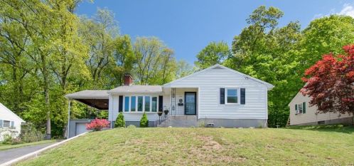 143 Robindale Dr, New Britain, CT 06053 exterior