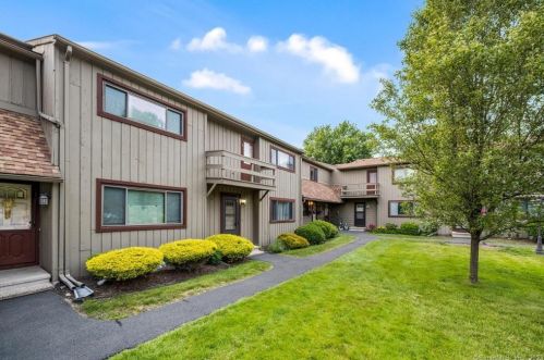 61 Orangewood, Derby, CT 06418 exterior