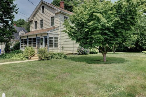 296 Nott St, Hartford, CT 06109 exterior