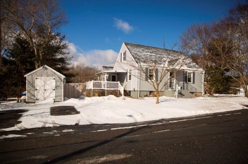 101 Ivy Ave, Somerset, MA 02726 exterior