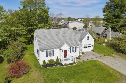 9 Post Rd, North-Hampton, NH 03862 exterior