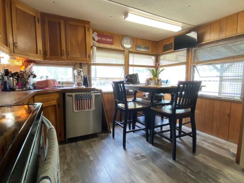 11 Edgewood Park Dr, Newport, NH 03773 exterior