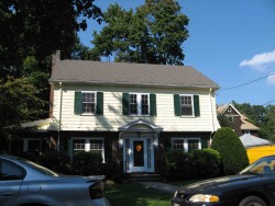 31 Holden Rd, Newton, MA 02465 exterior