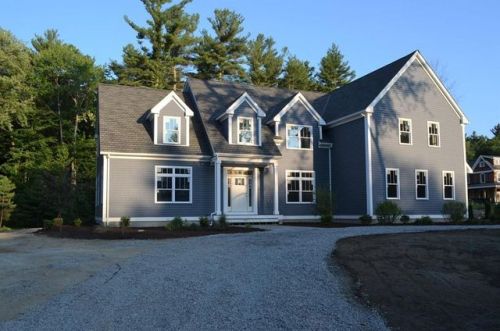 223 Bolton Rd, Harvard, MA 01451 exterior