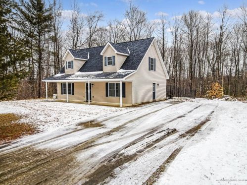 25 Ryder Dr, Sidney, ME 04330 exterior