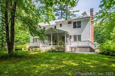 57 Spring Glen Dr, Granby, CT 06035 exterior