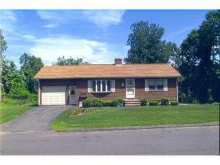 28 Evergreen Dr, Holyoke, MA 01040 exterior