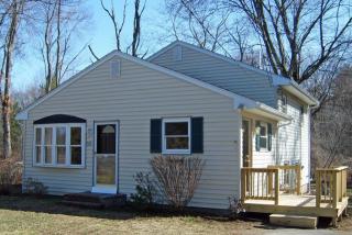 11 English Rd, Holbrook, MA 02343 exterior