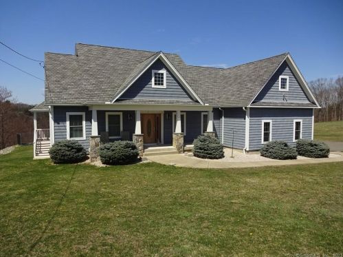 454 Skokorat Rd, Beacon Falls, CT 06403 exterior