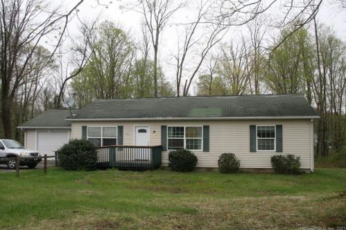1546 Storrs Rd, Storrs Mansfield, CT 06268 exterior