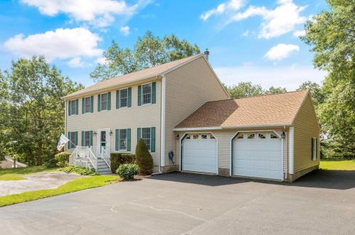 11 Scenic Rd, Peabody, MA 01960 exterior