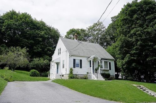 34 Nelson St, Torrington, CT 06790 exterior
