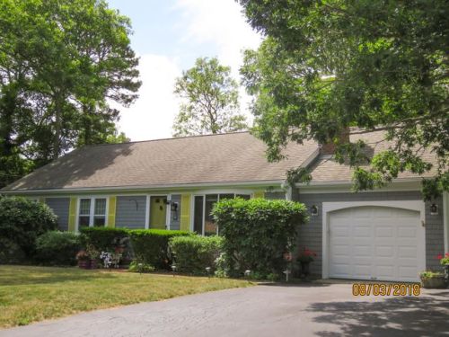 33 Rabbit Ln, Hyannis, MA 02601 exterior