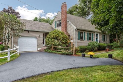 29 Francis Wyman Rd, Burlington, MA 01803 exterior