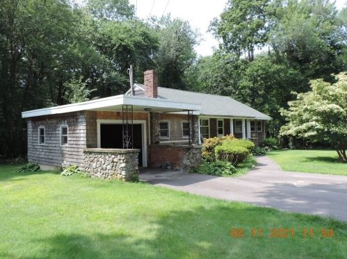 91 Damon Ave, Holbrook, MA 02343 exterior