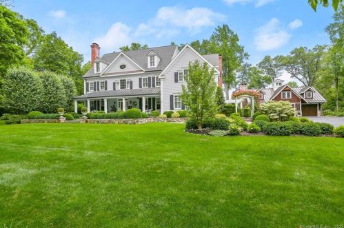 185 Charter Oak Dr, New Canaan, CT 06840 exterior