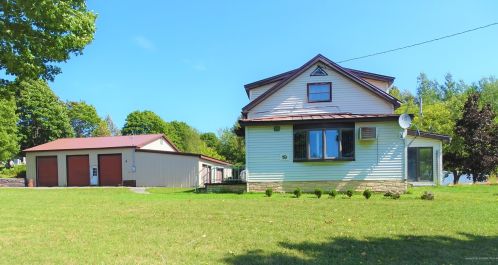 19 Caribou Rd, Presque Isle, ME 04769 exterior