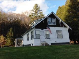 75 Lincoln Ave, Lisbon, NH 03585 exterior
