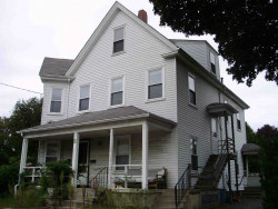 8 Mague Pl, Newton, MA 02465 exterior