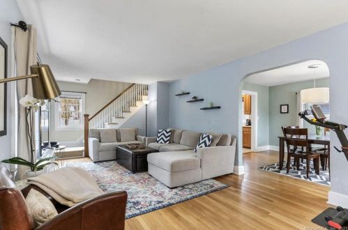 17 Ledge Ln, Stamford, CT 06905 exterior