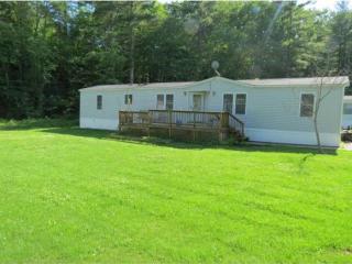 15 Lamprey River Park, Newmarket, NH 03857 exterior