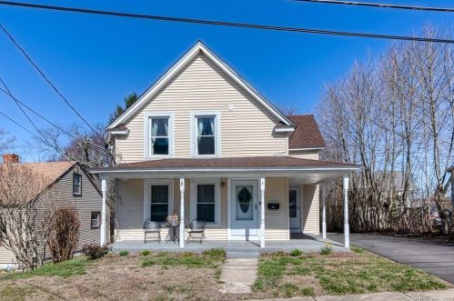 103 Raymond Street Ext, United States Coast Guard Ac, CT 06320 exterior