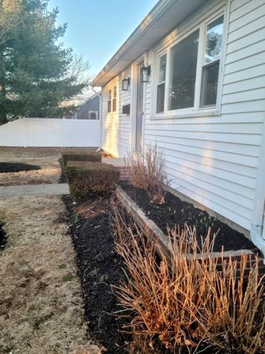 130 Homewood Ave, North-Providence, RI 02911 exterior