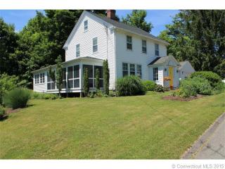 50 Woodruff Ln, Litchfield, CT 06759 exterior