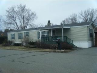 21 Trailerhome Dr, Salem, NH 03079 exterior