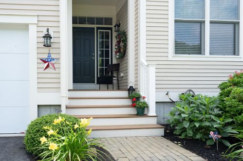 36 Southport Dr, Mashpee, MA 02649 exterior