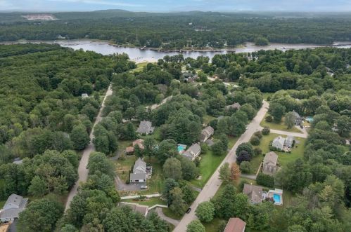 7 Isaac Lucas Cir, Dover, NH 03820 exterior