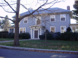 15 Farlow Rd, Newton, MA 02458 exterior