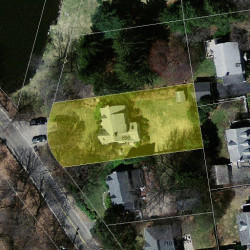 696 Quinobequin Rd, Newton, MA 02468 aerial view