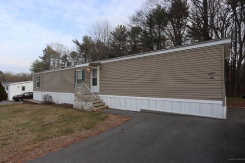 12 Donna Dr, Lisbon, ME 04250 exterior