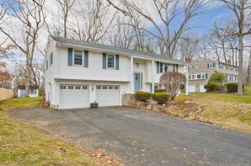 190 Mayflower Ln, Meriden, CT 06450 exterior