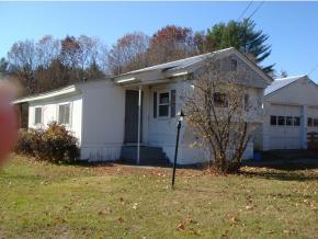 29 Snumshire Ln, Charlestown, NH 03603 exterior