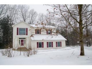 70 Jocelyn Ct, Colchester, VT 05446 exterior