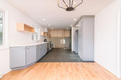 9 Christian Hill Rd, Westerly, RI 02891 exterior