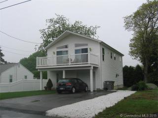 93 Columbus Ave, Niantic, CT 06357 exterior