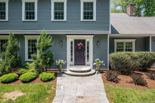 81 Long Hill Rd, Deep-River, CT 06417 exterior