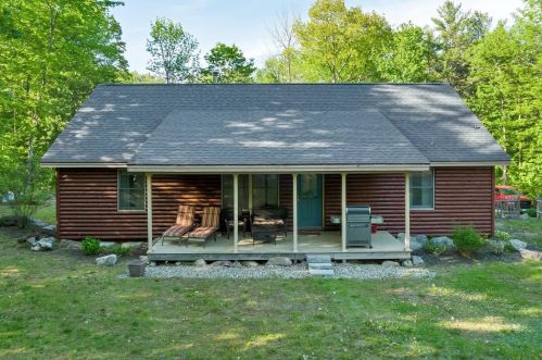 305 Ballards Ridge Rd, Wakefield, NH 03830 exterior