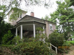 122 Islington Rd, Newton, MA 02466 exterior