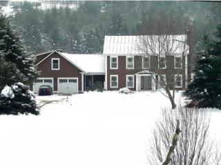 129 Skunk Hollow Rd, Jericho, VT 05465 exterior