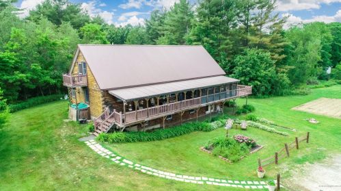 25 Gopher Park Rd, Manchester, ME 04351 exterior