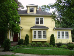 17 Leighton Rd, Newton, MA 02466 exterior