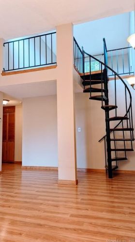 77 Burgundy Hill Ln, Middletown, CT 06457 exterior