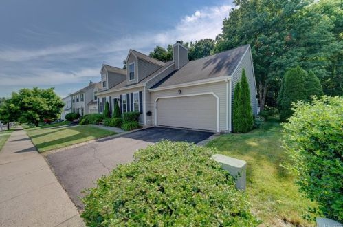 41 Timothy Dr, Middletown, CT 06457 exterior