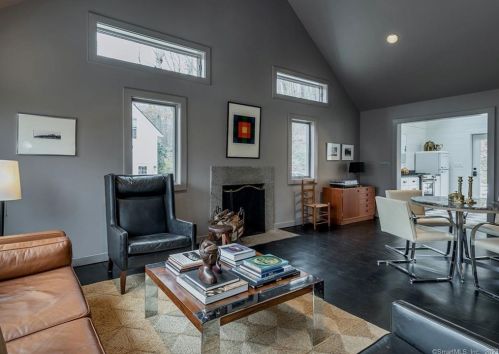 37 Davenport Rd, Roxbury, CT 06783 exterior