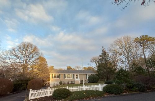 16 Sarah Maker Ln, Brewster, MA 02631 exterior