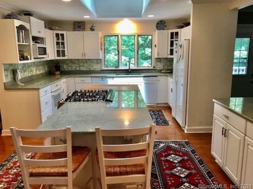 41 Spring Hill Ln, Bethel, CT 06801 exterior
